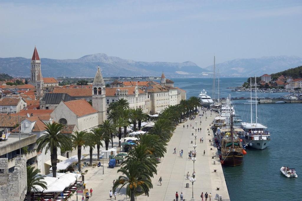 Orange Tree Garden Apartman Trogir Kültér fotó